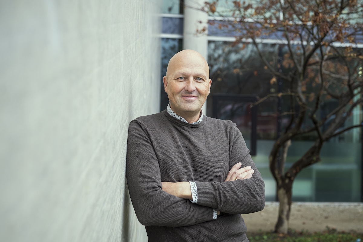 Michael Deutschmann von Mental Austria – Dein Mentalcoach und Supervisor für innere Stärke, Hypnose und Resilienz.